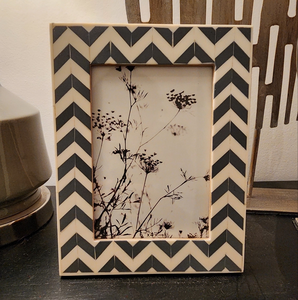 Sagebrook Home Chevron Picture Frame‎